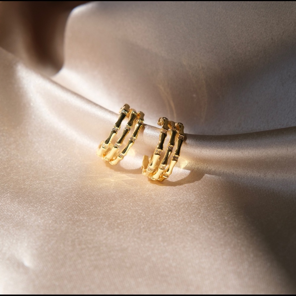 CLOSING SALE! 💕18K Gold Plated Sparky Bamboo Shape Hoop Earrings - Picture 3 of 13